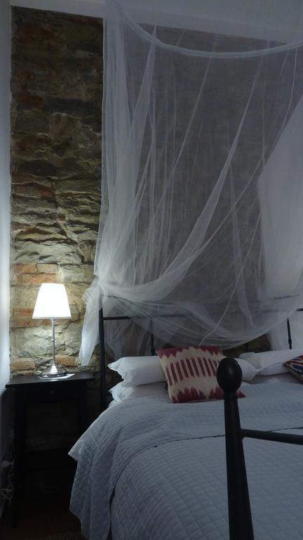 Mecenate 69 Suite Arezzo Pokój zdjęcie
